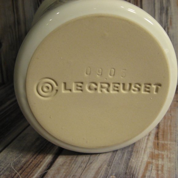 LE CREUSET WHITE STONEWARE UTENSIL HOLDER - Picture 2 of 2